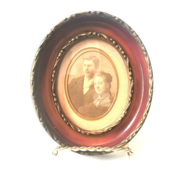 Framed 1905 Oval Potrait of Couple Antique - Picture 1 of 10